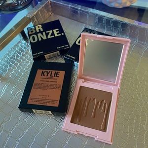 Kylie Bronzer